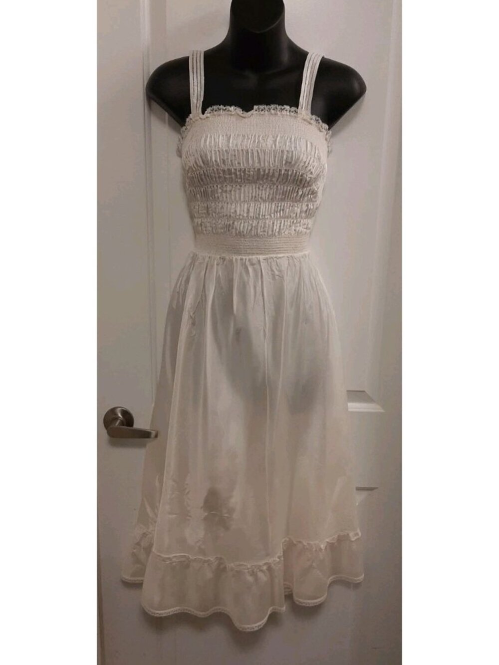 Vintage 1970s Aristocraft by Superior Acetate Smocking Bodice Full Slip Dress 36